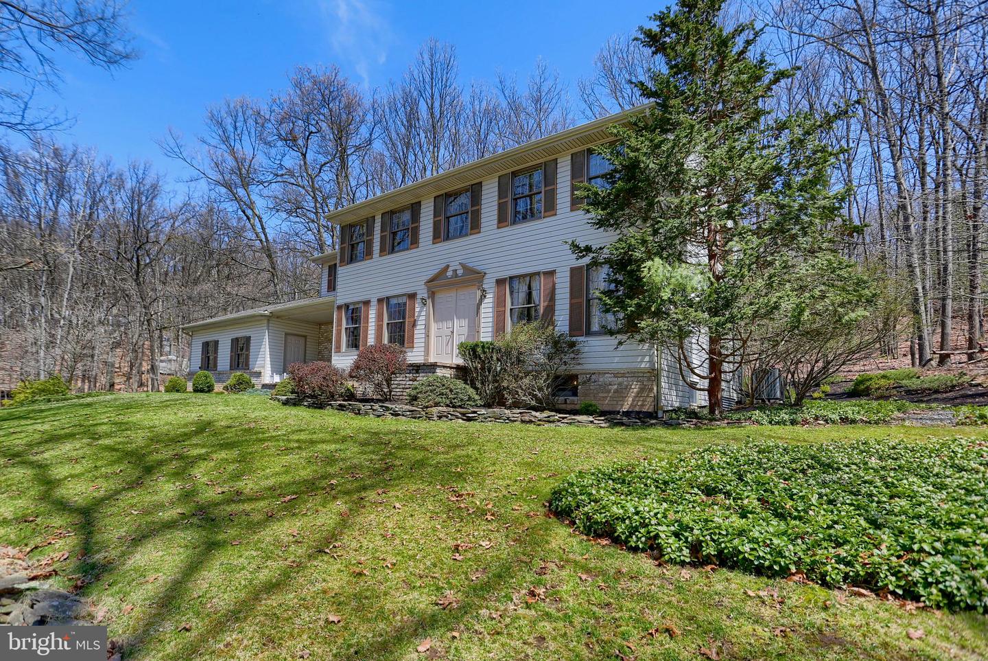 590 Spring Ln, Boiling Springs, PA 17007 MLS 1000332856 Coldwell Banker