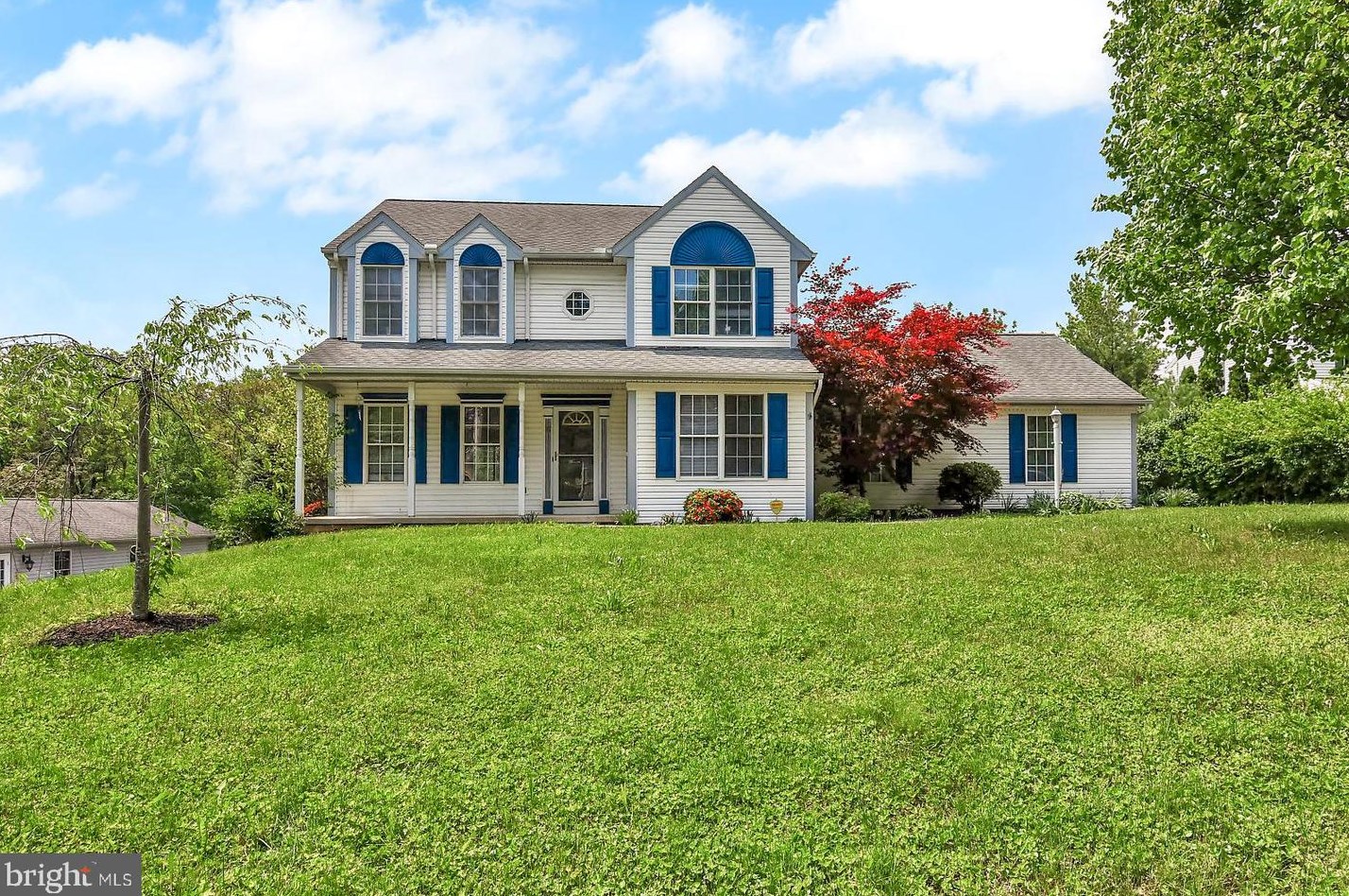 57 Grandview Rd, Hummelstown, PA 17036 MLS 1000842844 Coldwell Banker