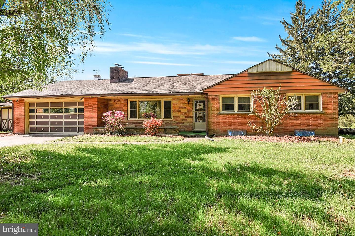 5613 Devonshire Rd, Harrisburg, PA 17112 MLS 1000866980 Coldwell Banker