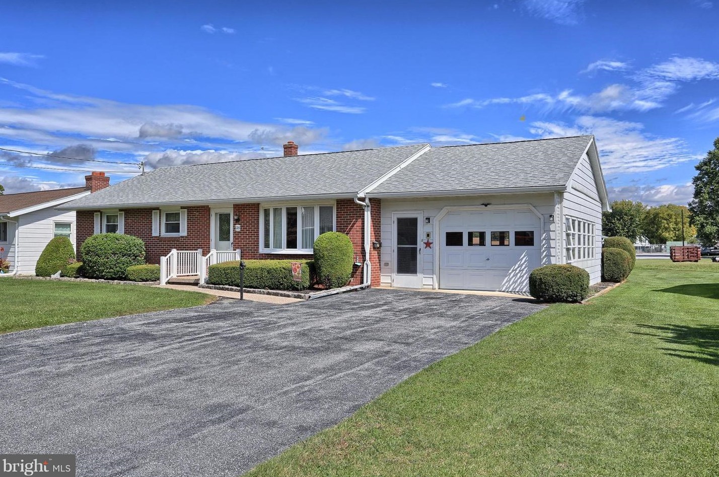 25 Reynolds Ave, Mont Alto, PA 17237 MLS 1001016753 Coldwell Banker