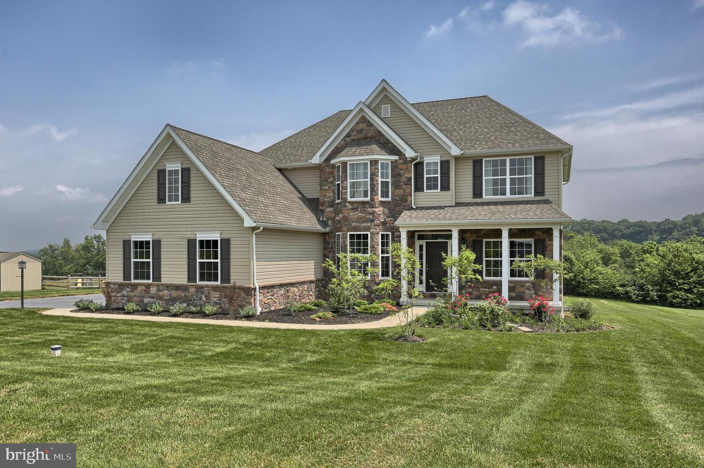 9 Apple Creek Ln, Myerstown, PA 17067 MLS 1001760194 Coldwell Banker