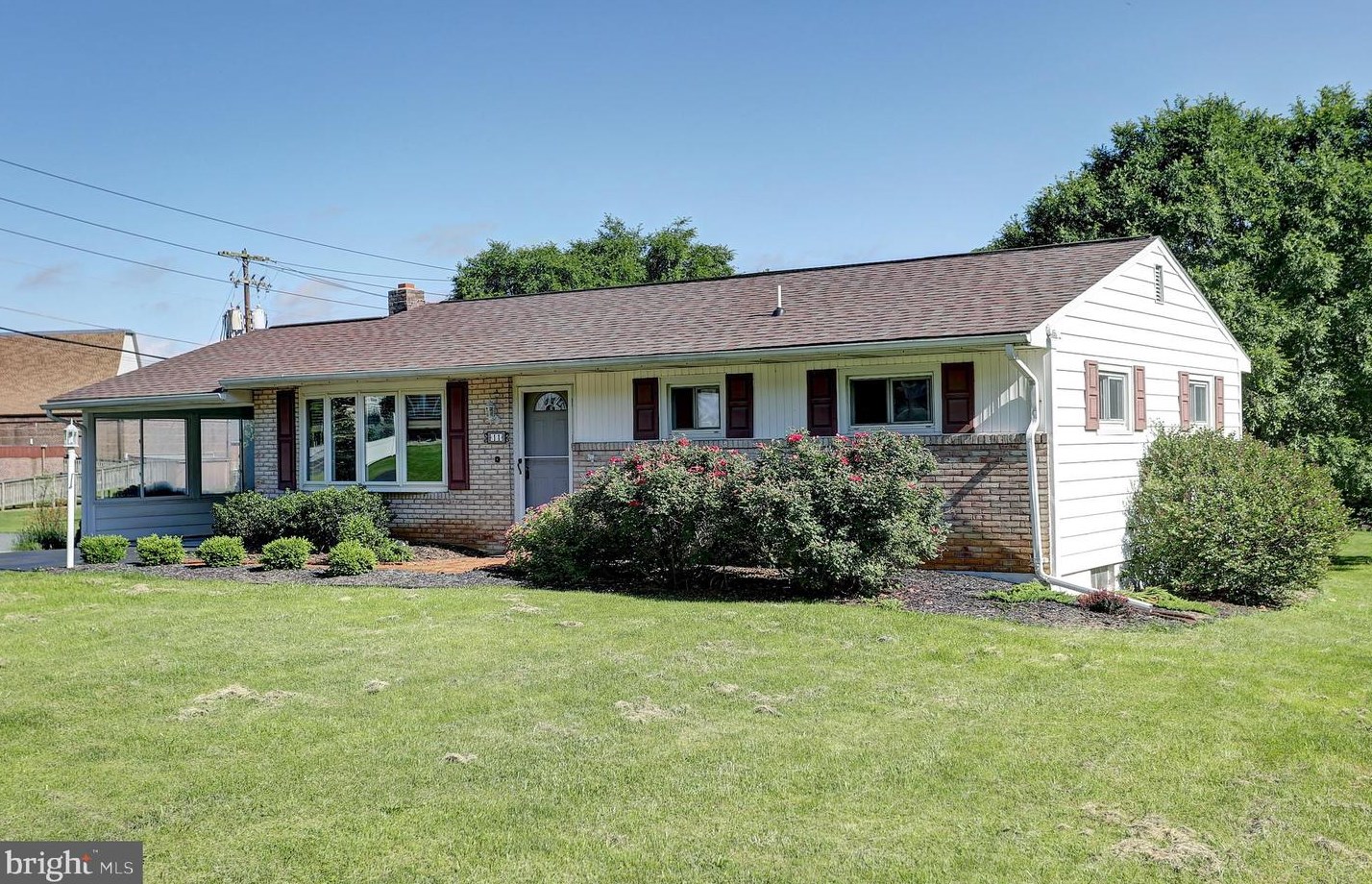 11 E Winding Hill Rd, Mechanicsburg, PA 17055 MLS 1001837518