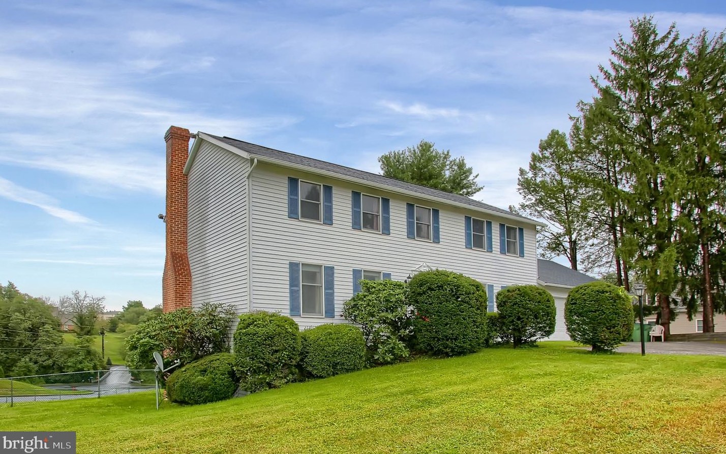 3809 Crooked Hill Rd, Harrisburg, PA 17110 MLS 1003015350 Coldwell