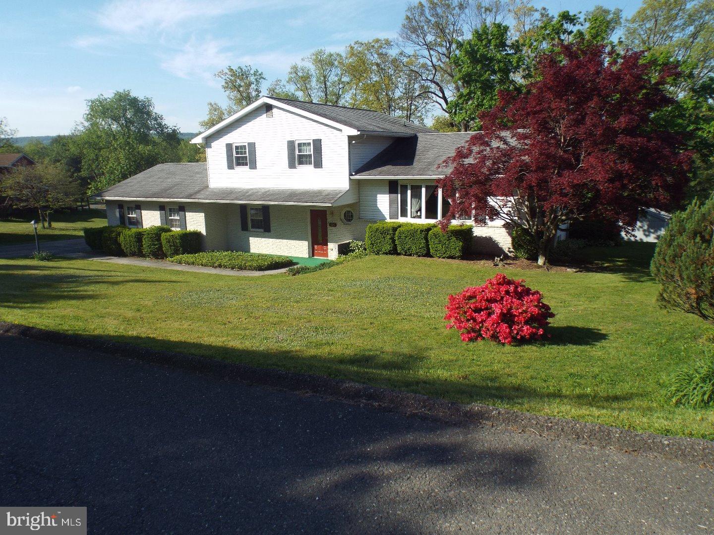 105 Woodland Dr, Llewellyn, PA 17901 MLS 1003138071 Coldwell Banker