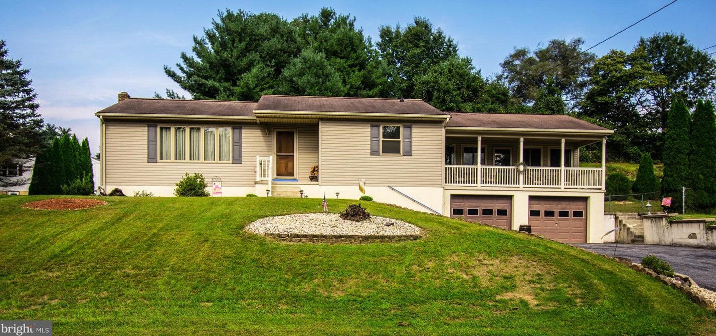 469 Lumber St, Middletown, PA 17057 MLS 1004962626 Coldwell Banker