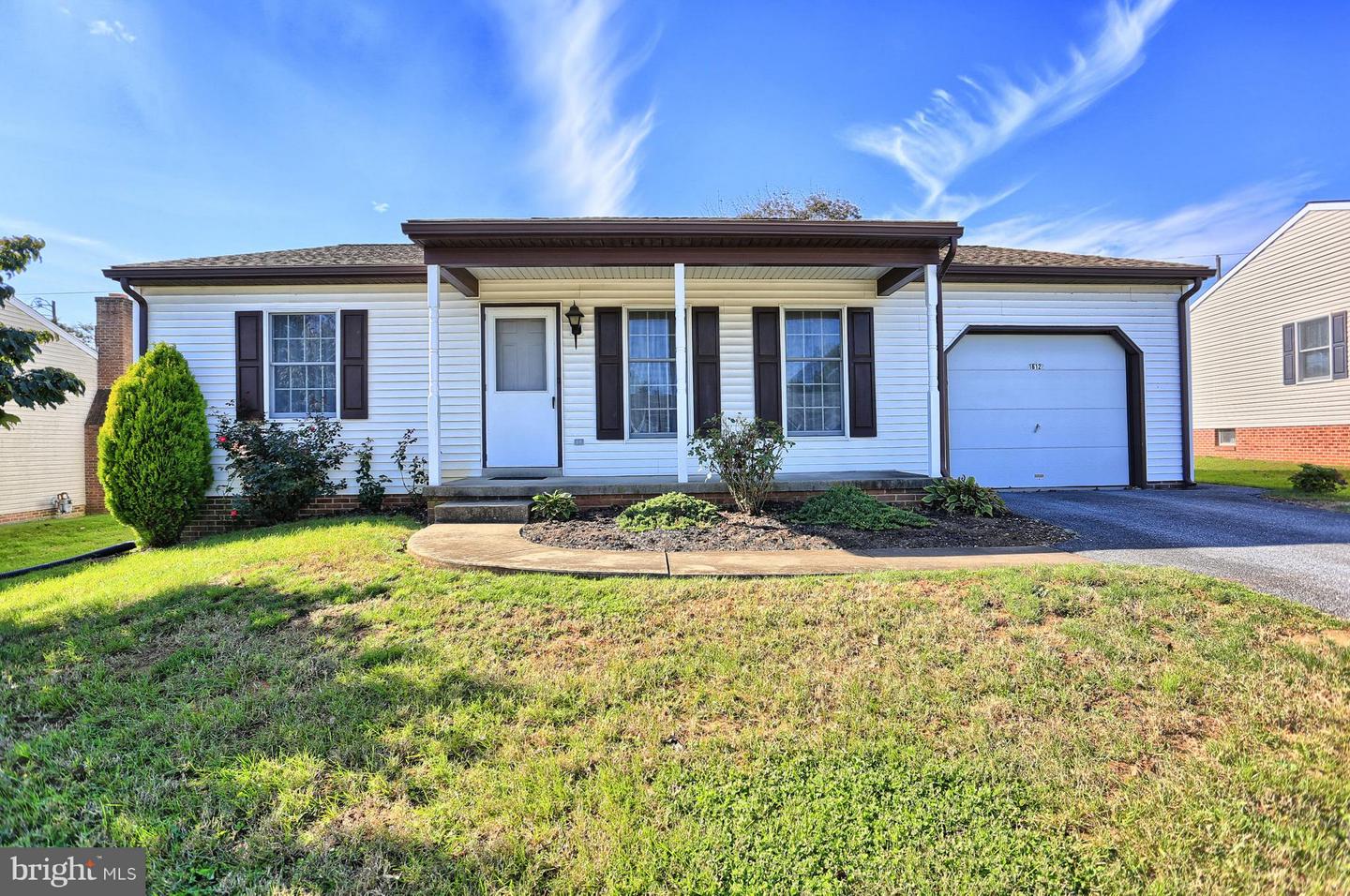 1612 Fellowship Dr, Lancaster, PA 17601 MLS 1009985008 Coldwell Banker