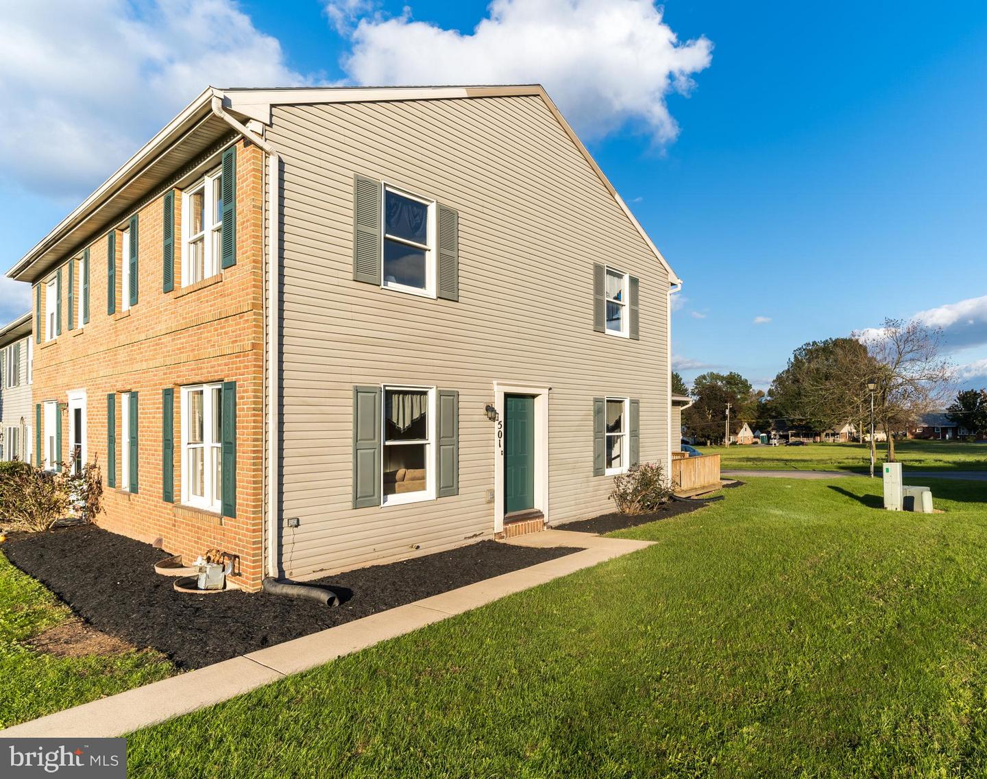 501 Stonecrest Ct, Stevens, PA 17578 MLS 1009993494 Coldwell Banker