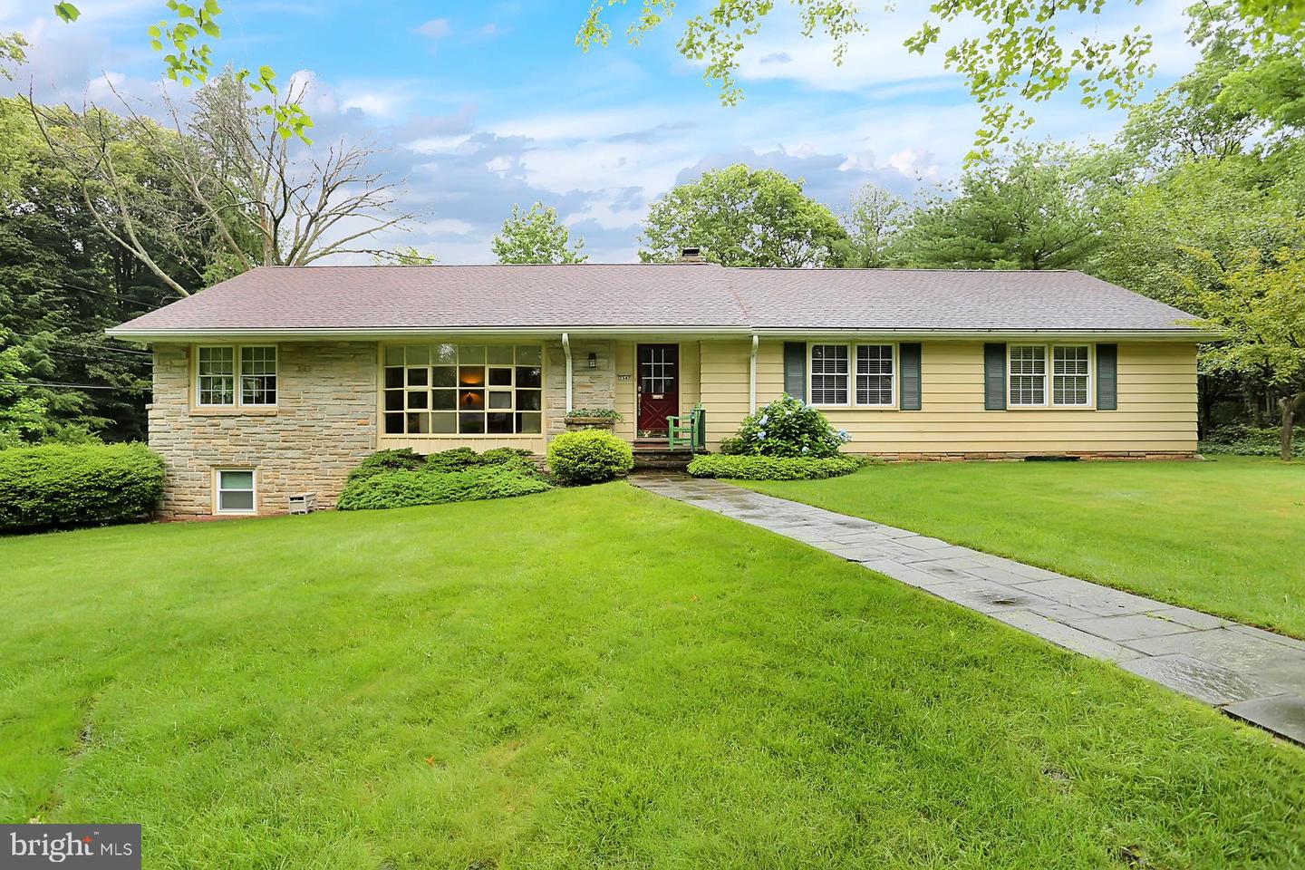 1547 Rose Virginia Rd, Wyomissing, PA 19610 MLS PABK2000378