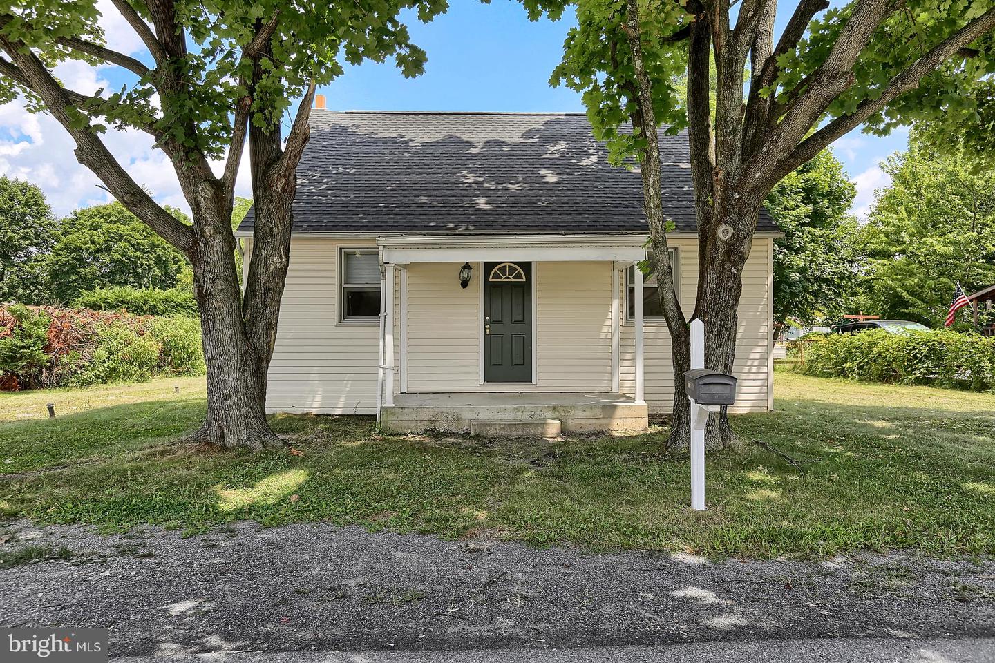 15 Fairfield St, Mount Holly Springs, PA 17065 MLS PACB110374