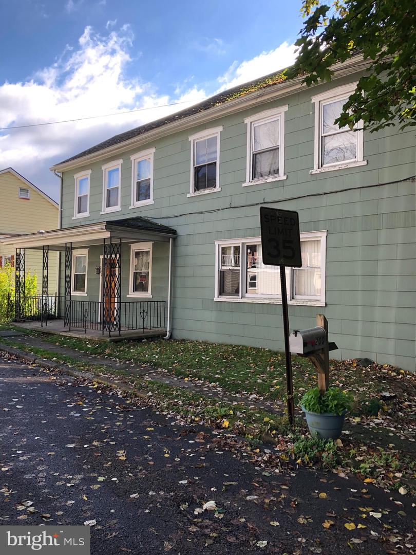 201 Walnut St, Lykens, PA 17048 MLS PADA2005574 Coldwell Banker