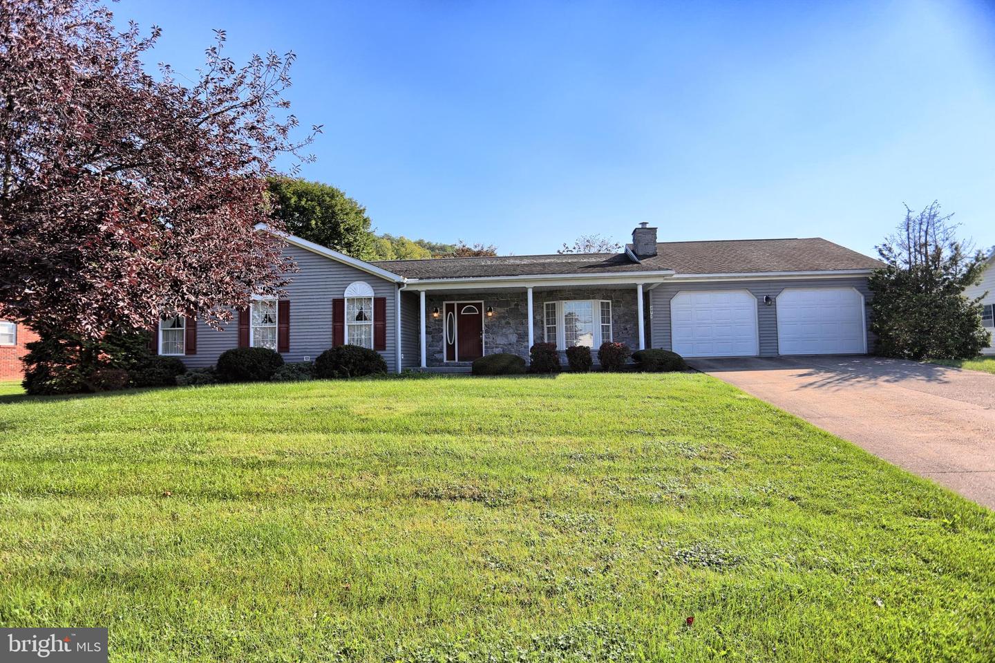 271 W Fall St, Mc Alisterville, PA 17049 MLS PAJT2000114 Coldwell