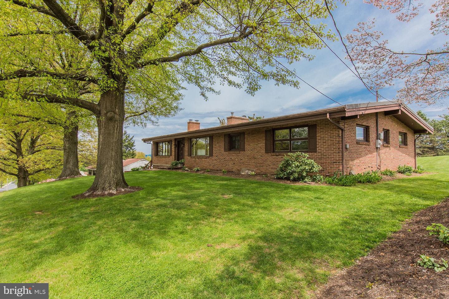 219 Main St, Akron, PA 17501 MLS PALA131854 Coldwell Banker