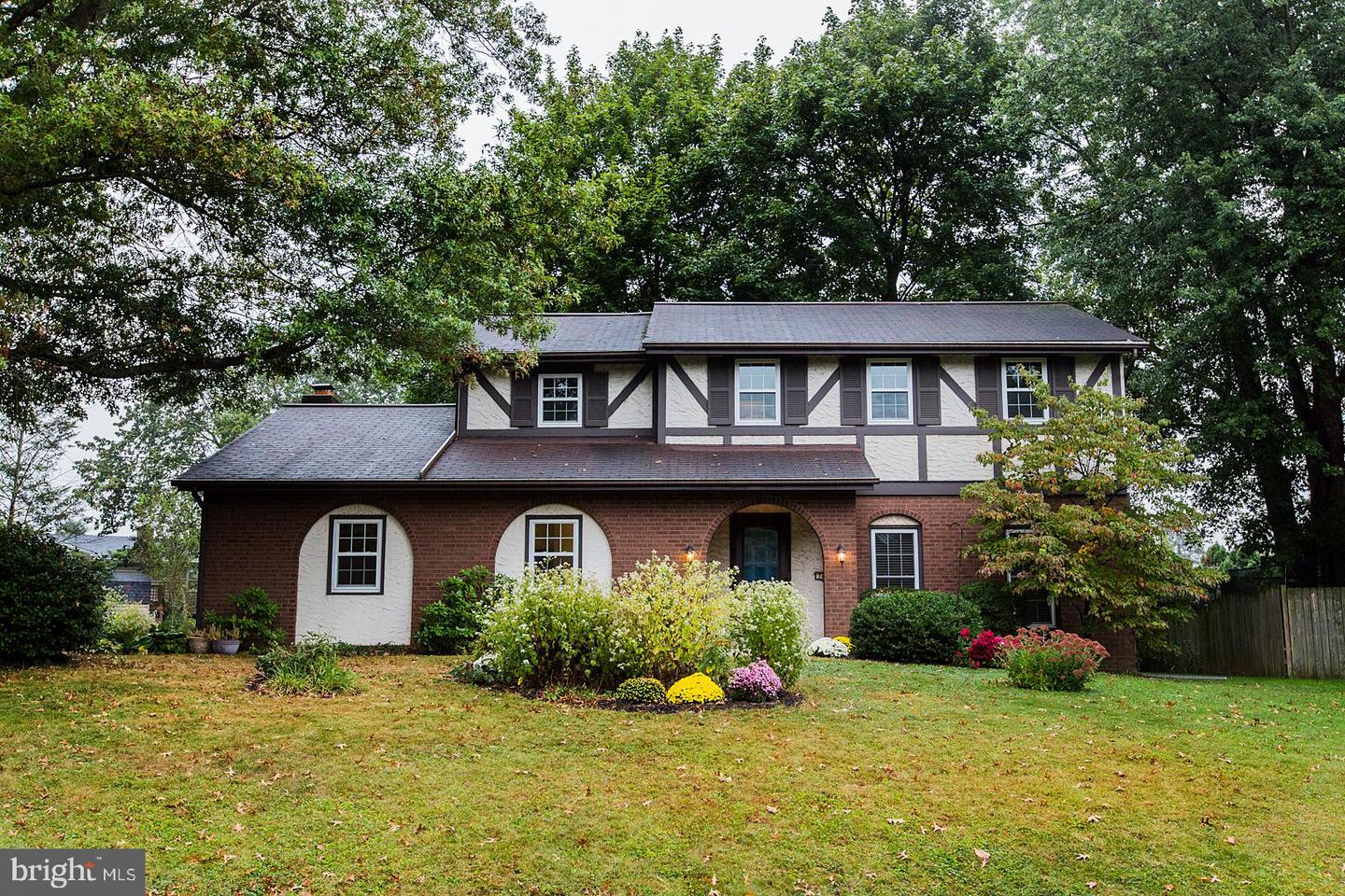 745 Southview Dr, Landisville, PA 17538 MLS PALA141372 Coldwell Banker