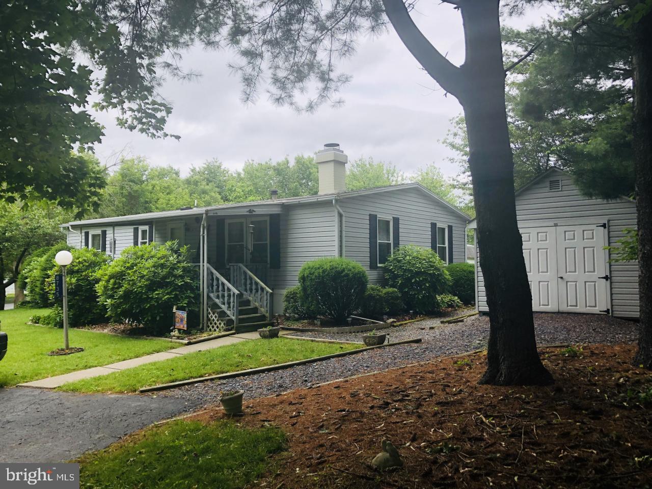 8735 Evergreen Cir, Breinigsville, PA 18031 MLS PALH111548 Coldwell