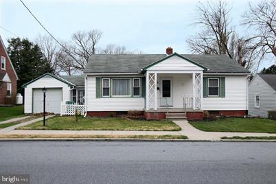 707 Smith Ave Lebanon Pa 17042 Mls Paln113412 Coldwell Banker