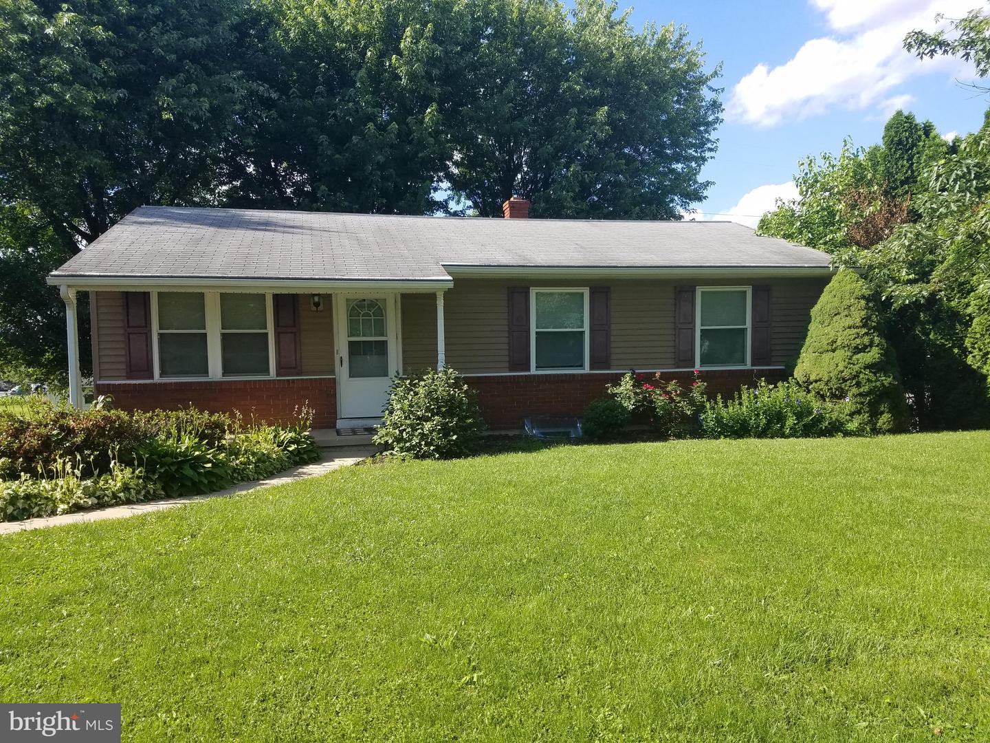 2181 Cloverfield Dr, Lebanon, PA 17046 MLS PALN2000204 Coldwell Banker