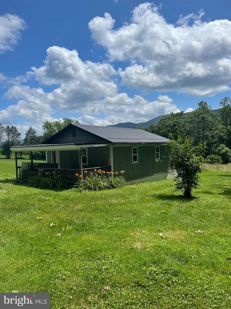 360 Riverview Dr, Mc Veytown, PA 17051 MLS PAMF2000022 Coldwell Banker