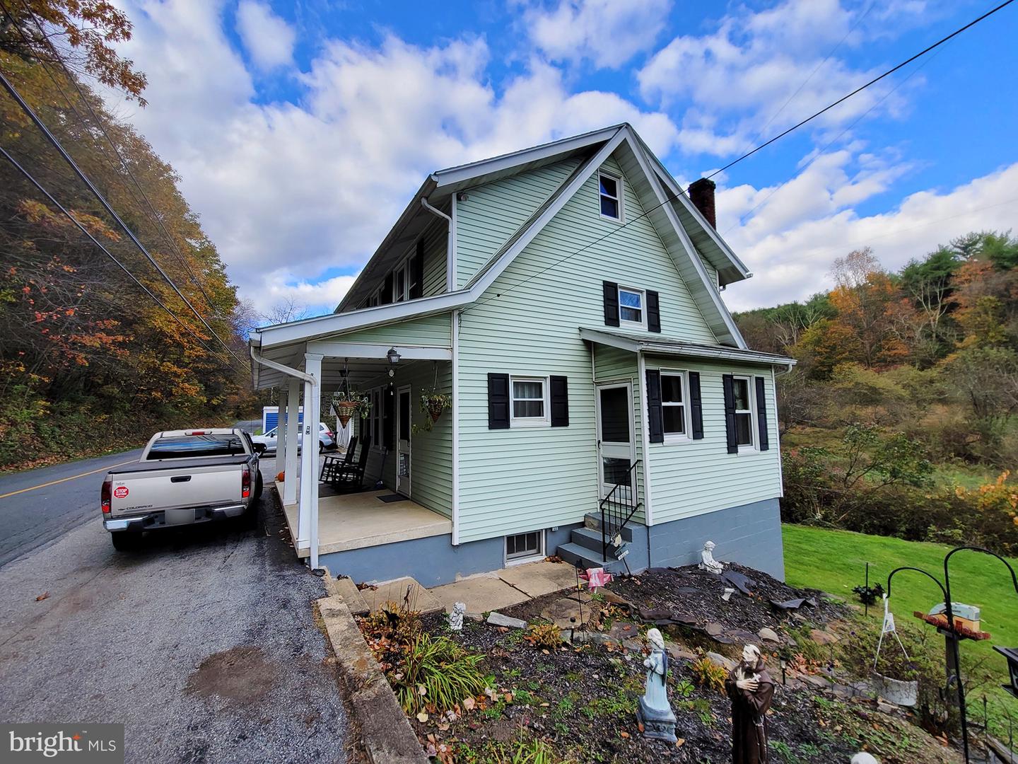 128 N Greenview Rd, Schuylkill Haven, PA 17972 MLS PASK2002056