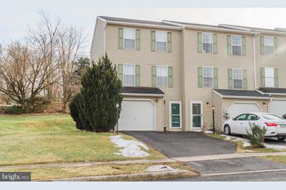 66 Mall Road, Etters, PA 17319 - Photo 1