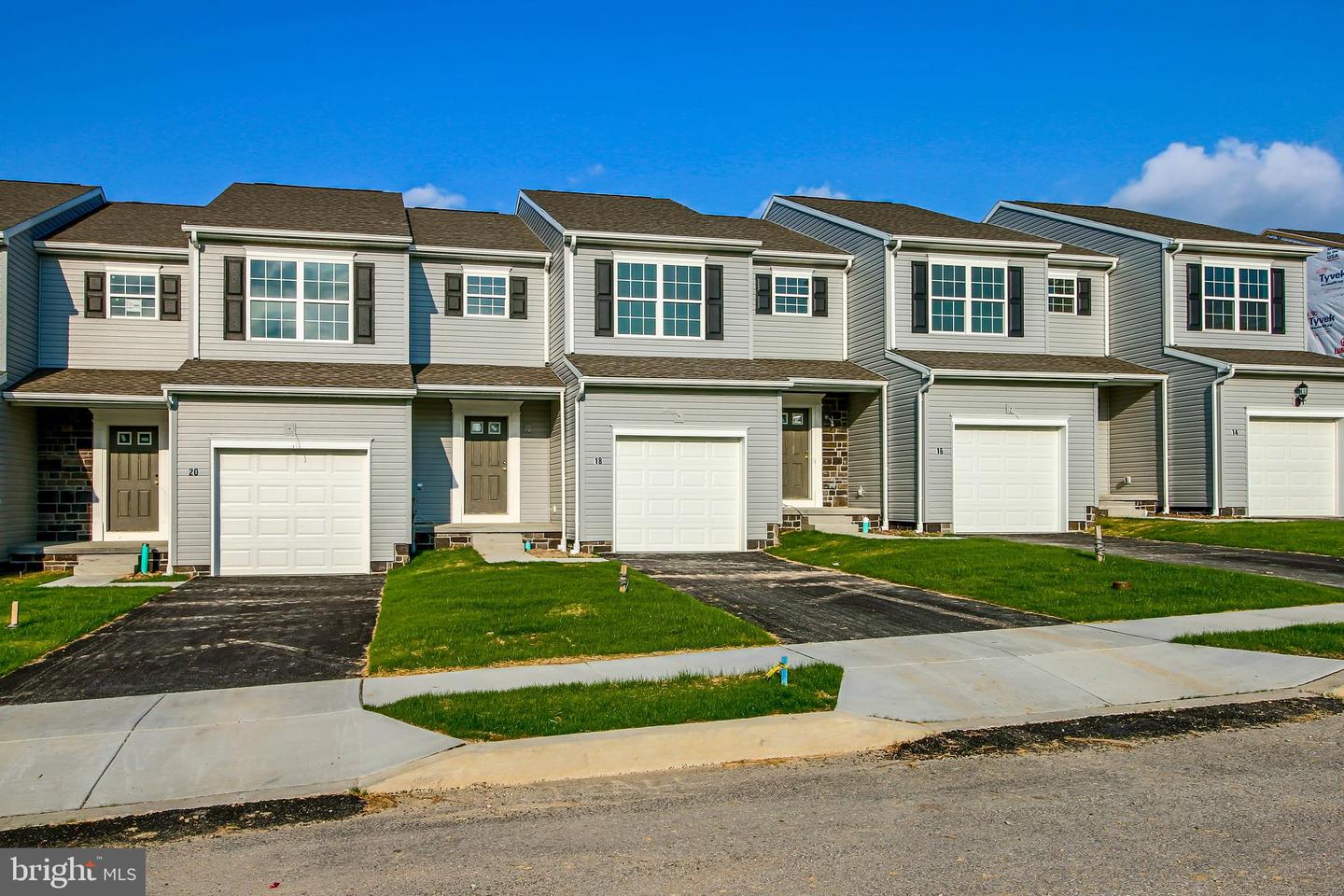 6 N Church St, Franklintown, PA 17323 MLS PAYK121730 Coldwell Banker