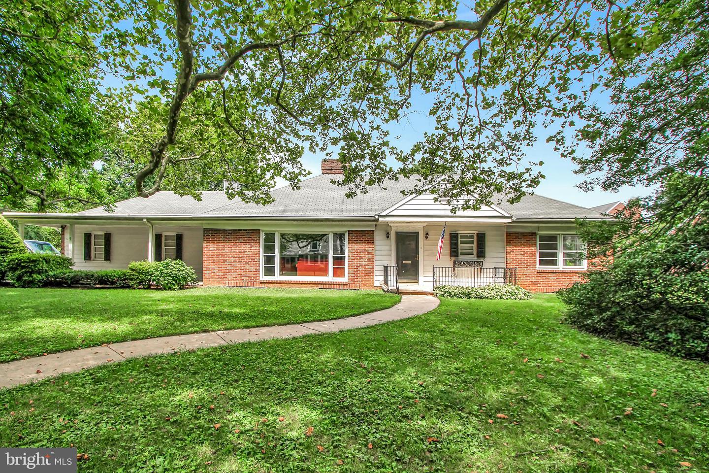 2041 Eastern Blvd, York, PA 17402 MLS PAYK127424 Coldwell Banker