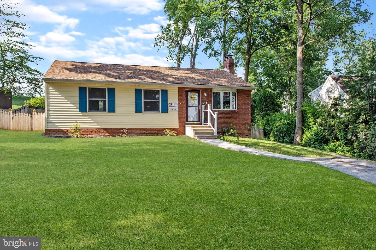 29 Meadowview Dr Hanover Pa 17331 Mls Payk144352 Coldwell Banker