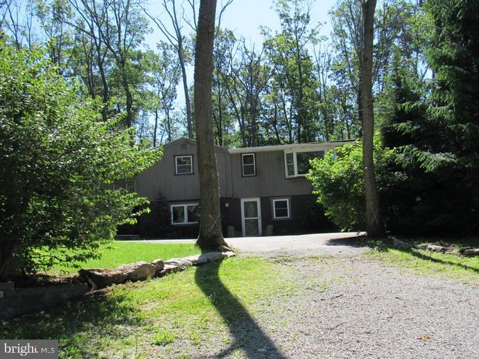 581 Highland Rd Hanover Pa 17331 Mls Payk145176 Coldwell Banker