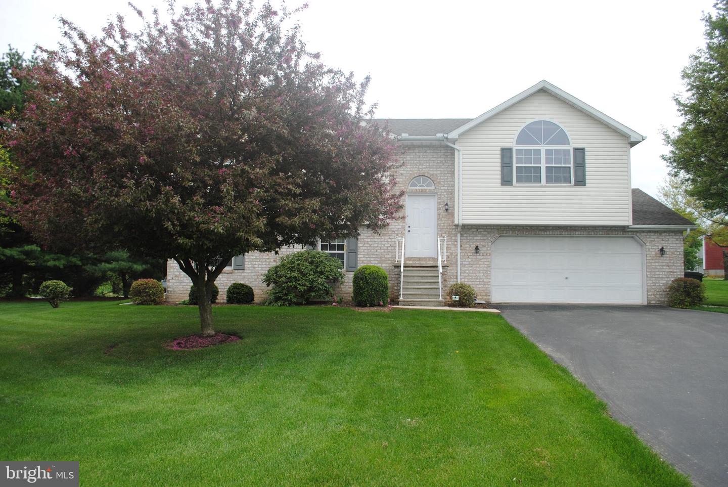 1044 Woodridge Rd, Red Lion, PA 17356 MLS PAYK157310 Coldwell Banker