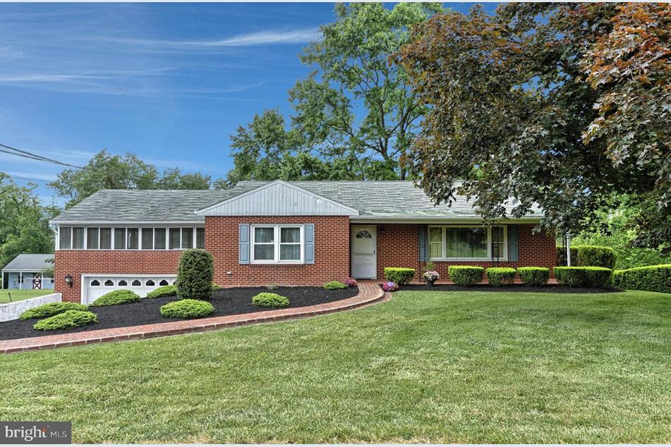 728 W Siddonsburg Rd, Dillsburg, PA 17019 MLS PAYK159344 Coldwell