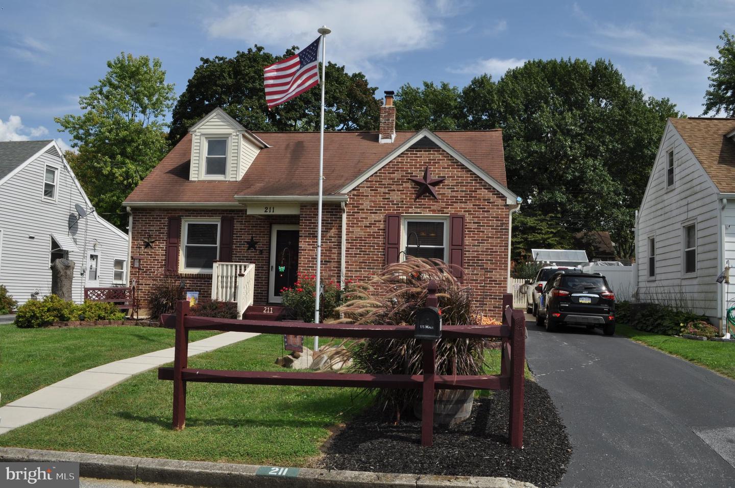 211 Wynwood Rd, York, PA 17402 MLS PAYK2004798 Coldwell Banker