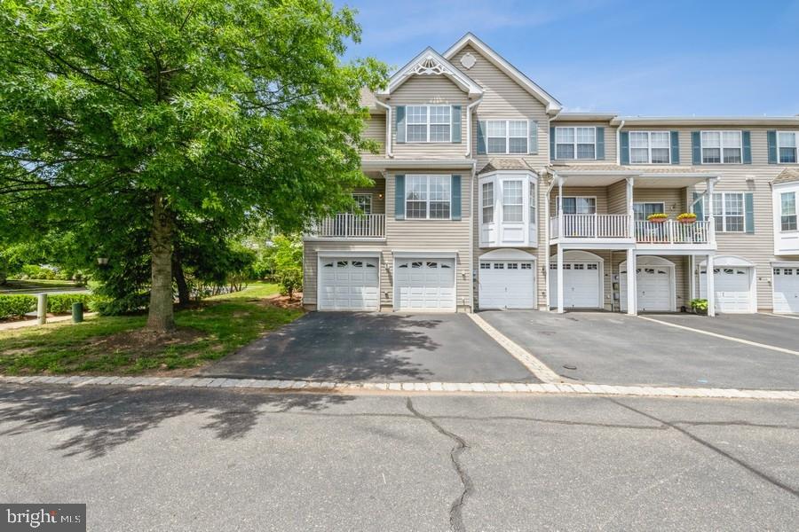 14 Clearbrook Ln, Flemington, NJ 08822 MLS NJHT2001038 Coldwell Banker