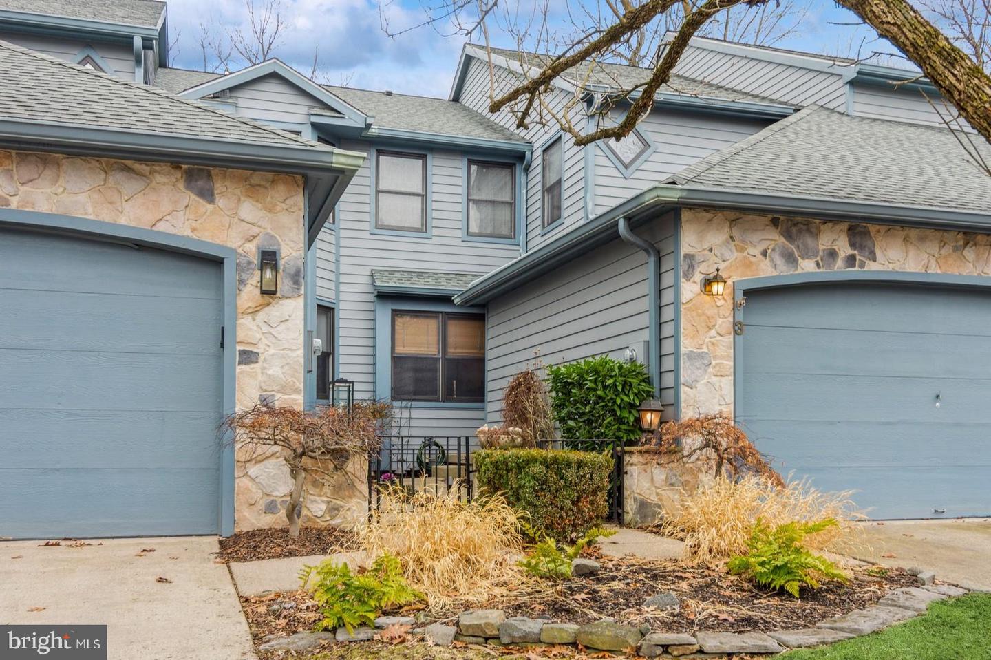 3 Hillside Ct, Lambertville, NJ 08530 MLS NJHT2002340 Coldwell Banker