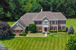 3 Waterford Ct, Flemington, NJ 08822 - Photo 1