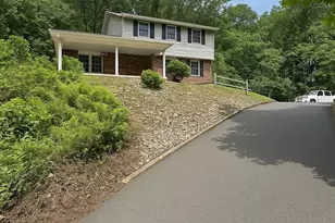 232 Turkey Hill Rd, Bloomsbury, NJ 08804 - Photo 1