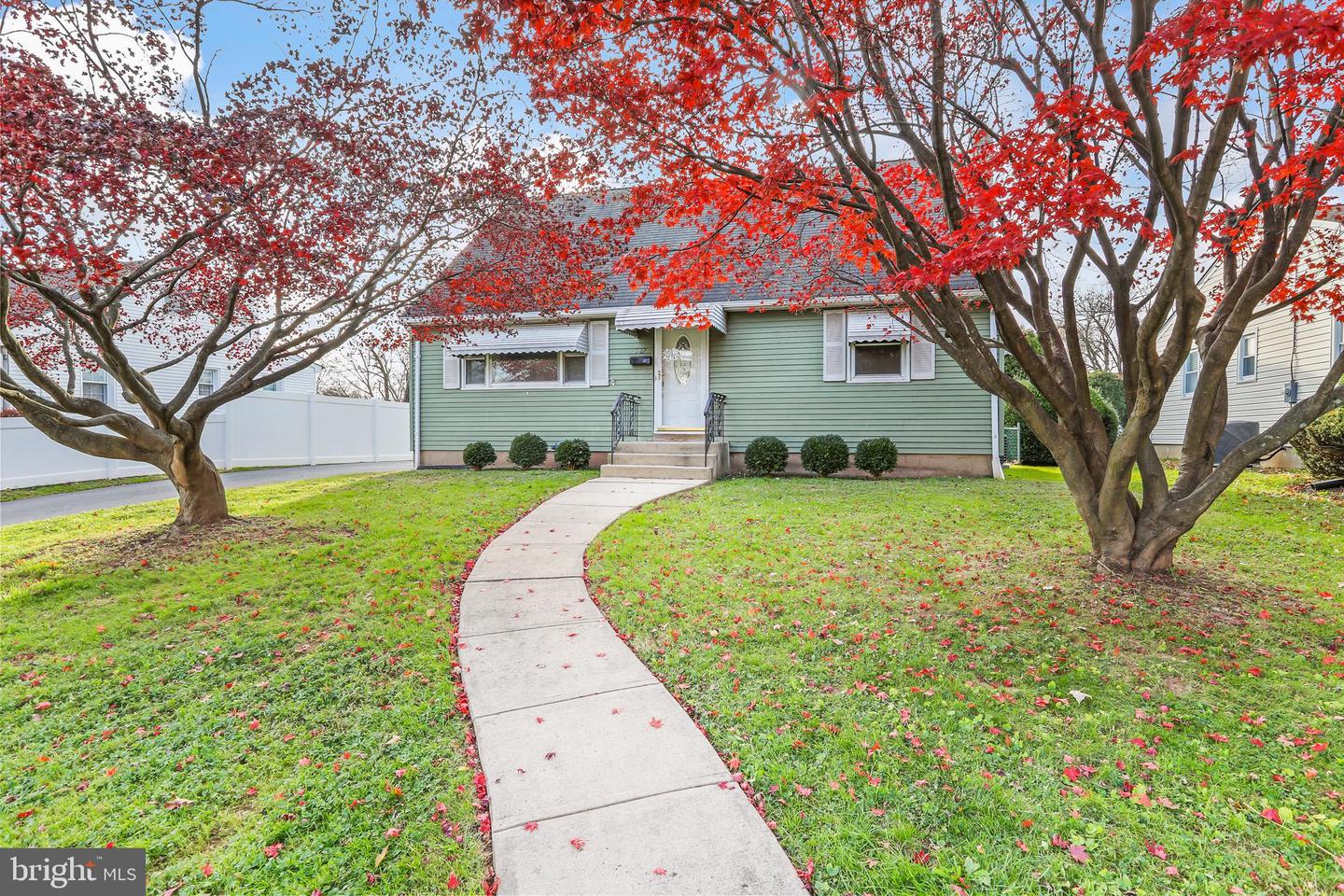 527 Walker Ave, Ewing Township, NJ 08628 MLS NJME2007690 Coldwell