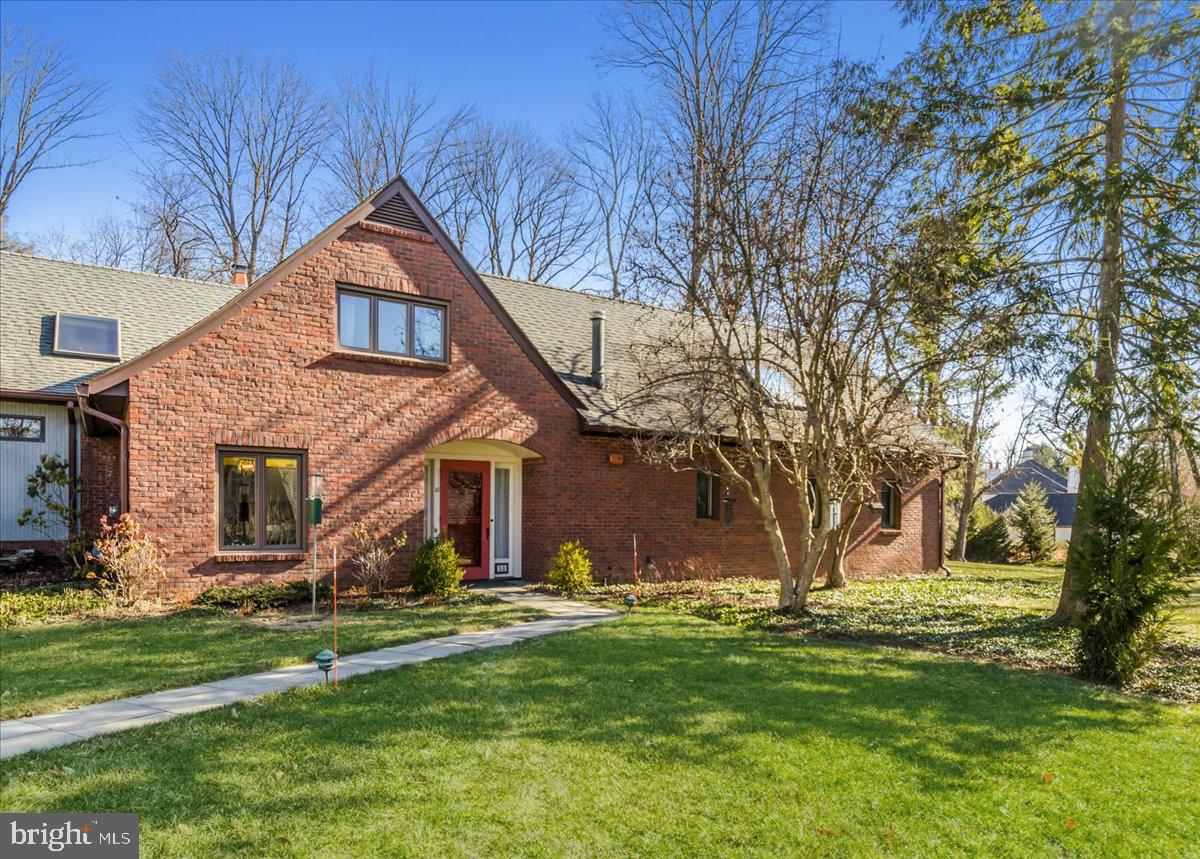 18 W Constitution Hill, Princeton, NJ 08540 MLS NJME2009588