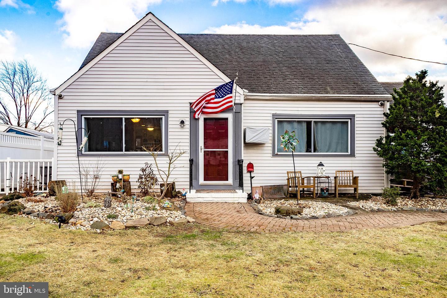 9 Millard Terrace, Ewing Township, NJ 08638 MLS NJME2012258