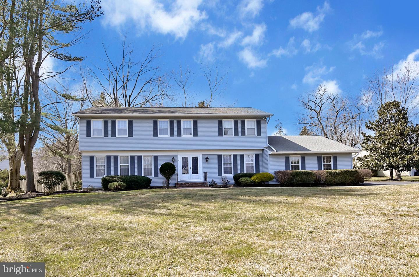 12 Manor Ridge Dr, Princeton Junction, NJ 08550 MLS NJME2013608