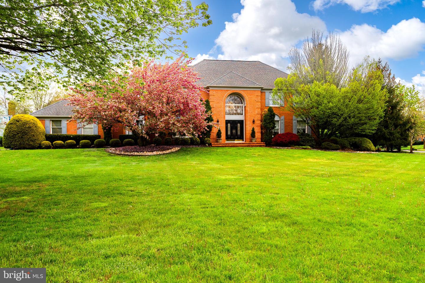 11 Howard Dr, Princeton Junction, NJ 08550 MLS NJME2015798 Coldwell