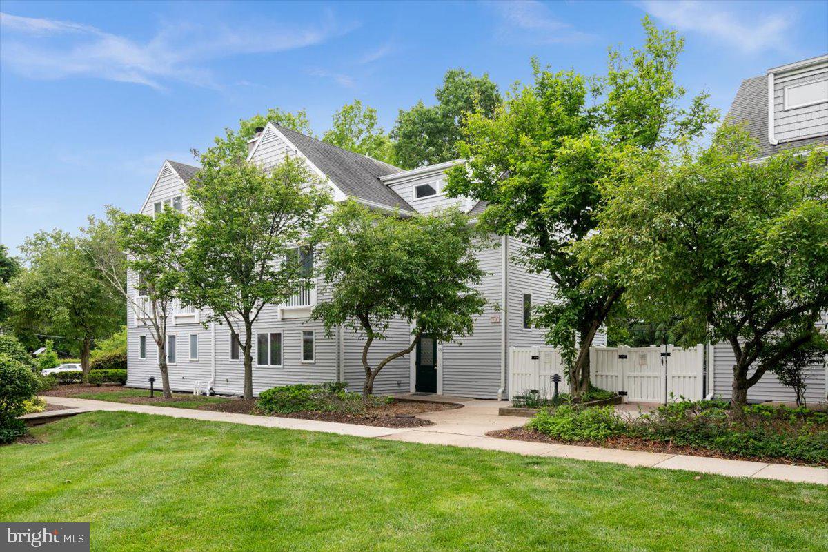 15 Academy Ct, Pennington, NJ 08534 MLS NJME2017188 Coldwell Banker