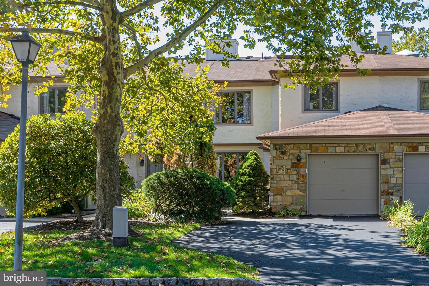 21 Jackie Dr, Lawrence Township, NJ 08648 MLS NJME2023484 Coldwell