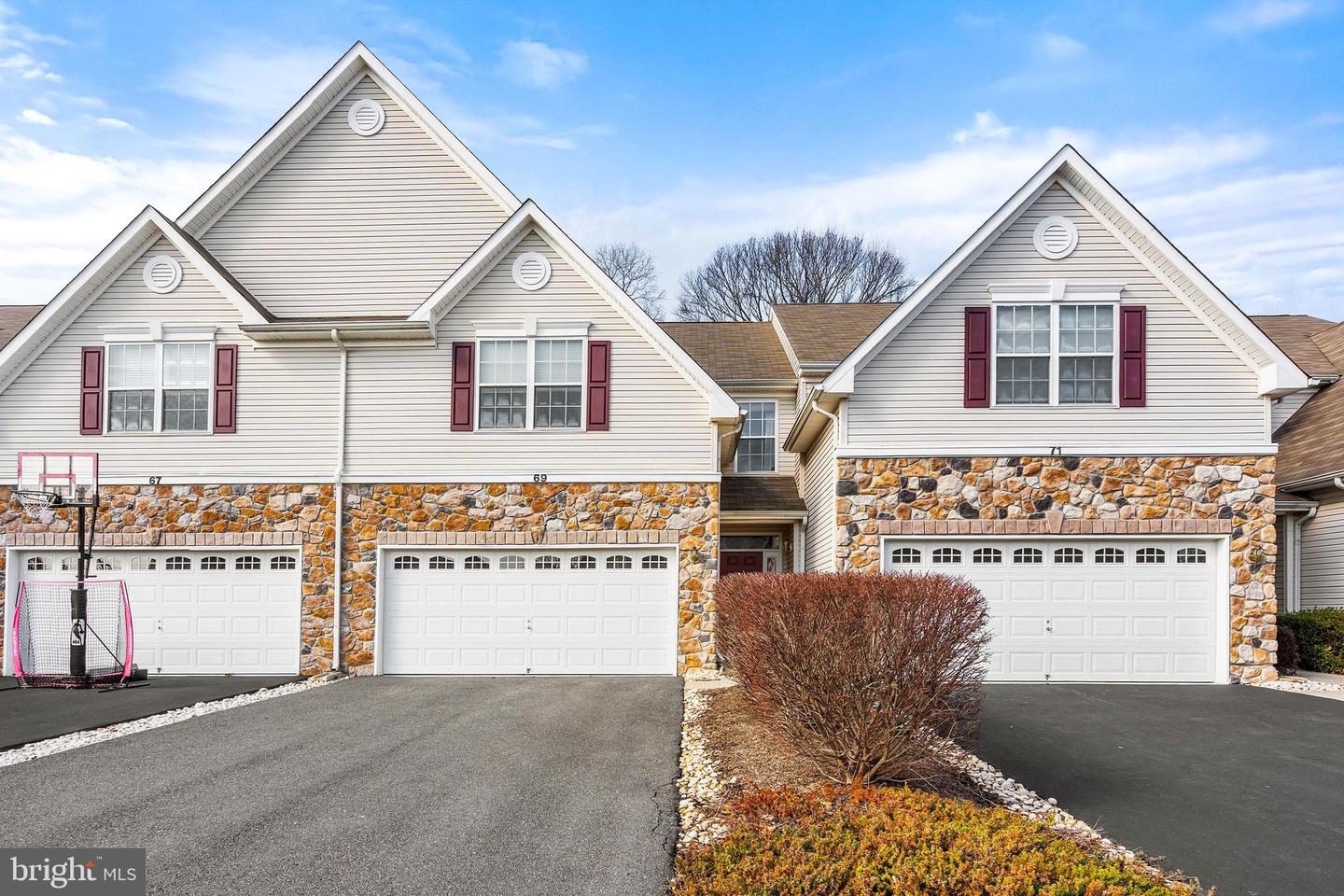 69 Haddon Ct, Pennington, NJ 08534 MLS NJME2026880 Coldwell Banker