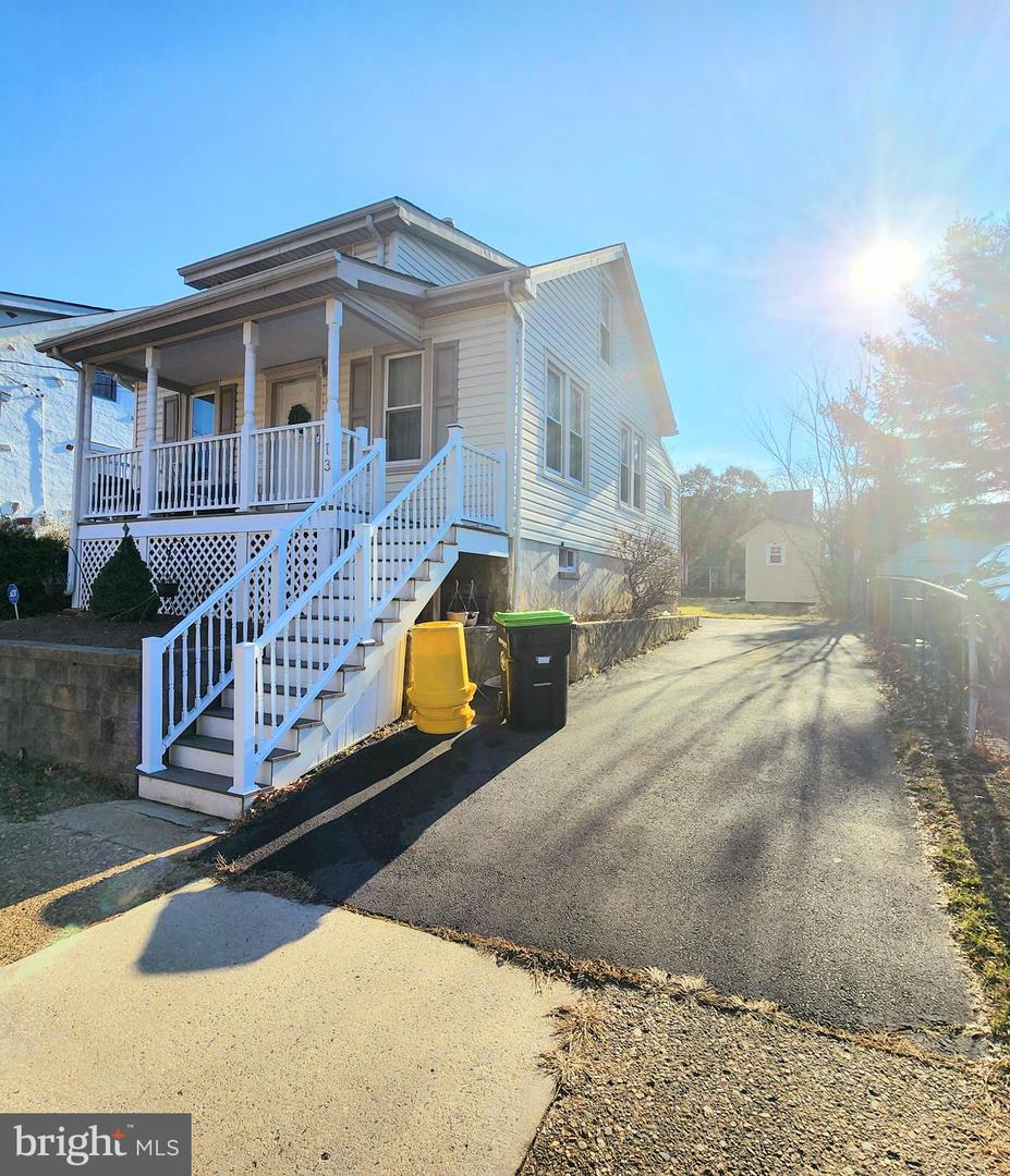 13 Hazelhurst, Ewing Township, NJ 08638 MLS NJME2026952 Coldwell Banker