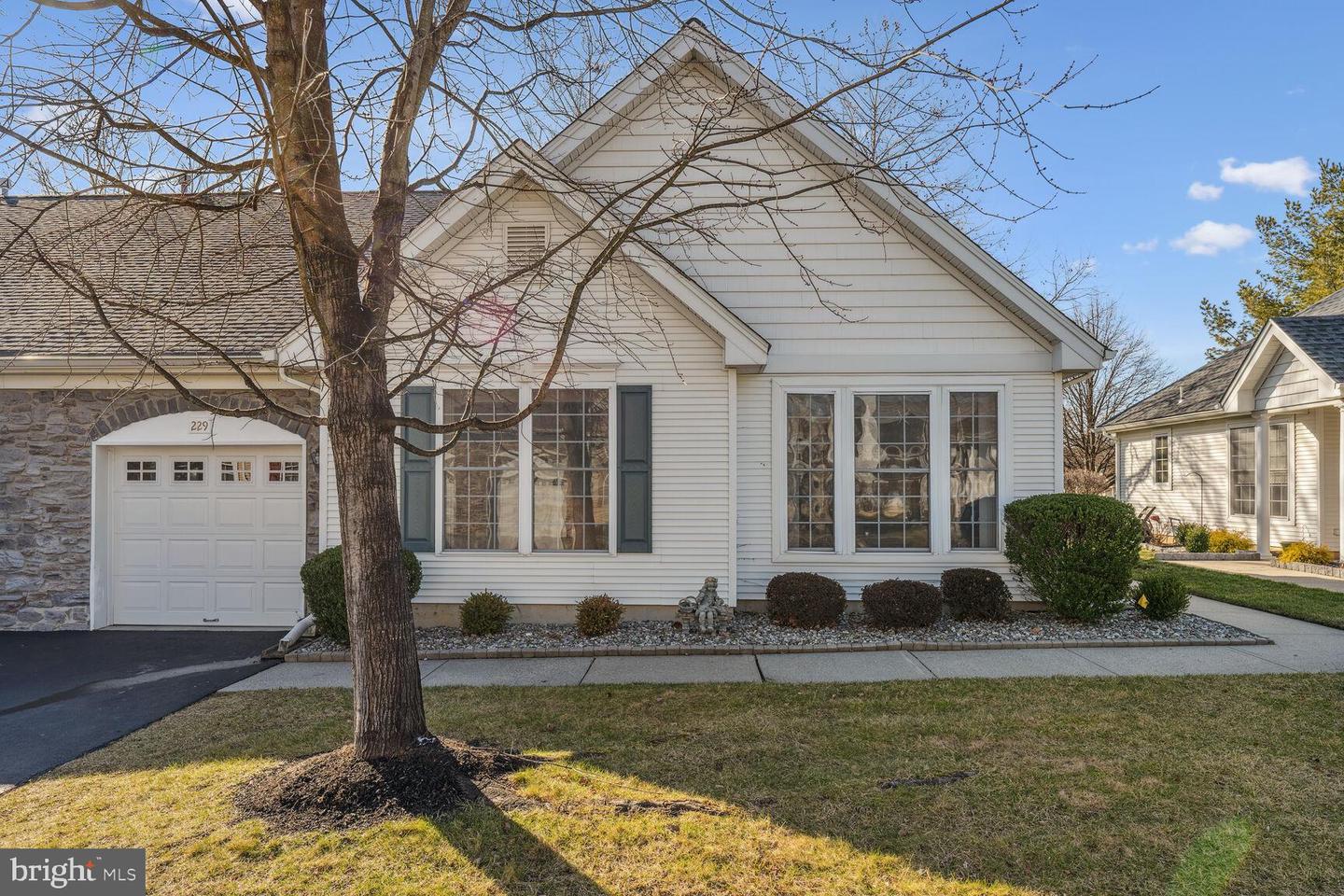 229 Burholme Dr, Trenton, NJ 08691 MLS NJME2028482 Coldwell Banker