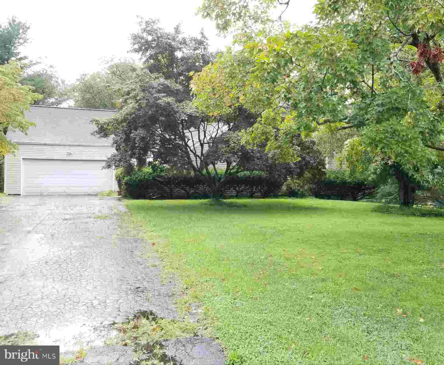 1371 Lower Ferry Rd, Ewing Township, NJ 08618 MLS NJME2029758