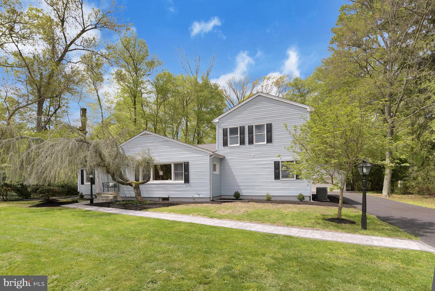 126 Harris Rd, Princeton Junction, NJ 08550 MLS NJME2029804