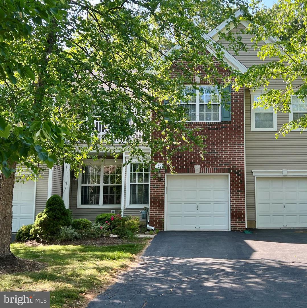 39 Normandy Dr, Princeton Junction, NJ 08550 MLS NJME2030846