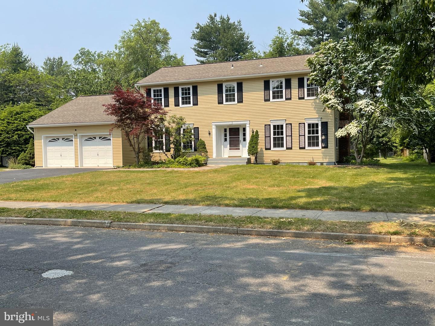 11 Berkshire Dr, Princeton Junction, NJ 08550 MLS NJME2031172