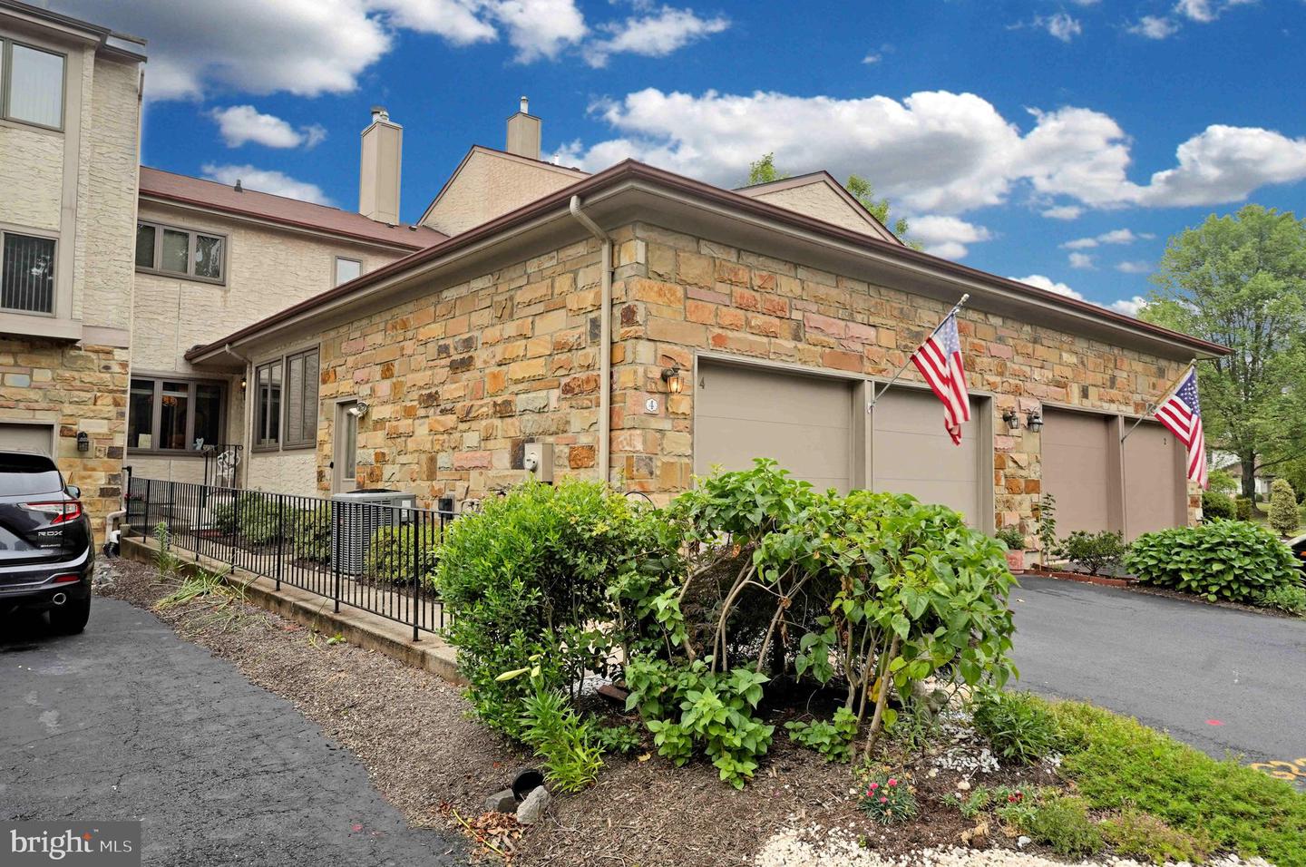 4 Marilyn Ct, Lawrenceville, NJ 08648 MLS NJME2033374 Coldwell Banker