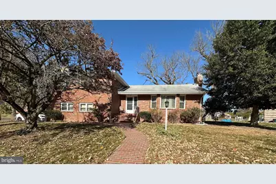 9 Wedge Drive, Hamilton Township, NJ 08610 - Photo 1